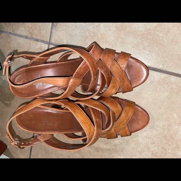 Cole Haan gorgeous strappy leather heels/size 10.5/worn a few times/excellent - Picture 3 of 4